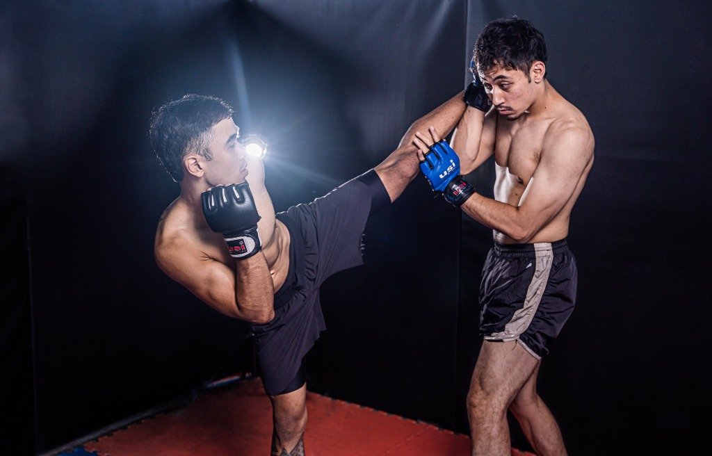 MMA Sparring High Head Kick
