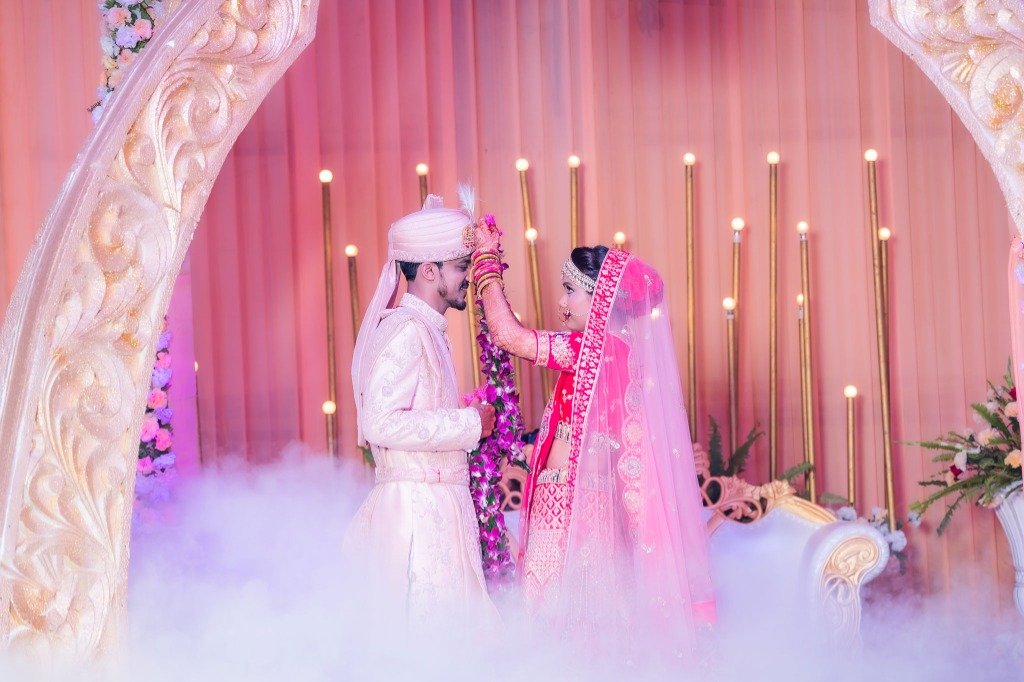 Royal Wedding Fog Ceremony